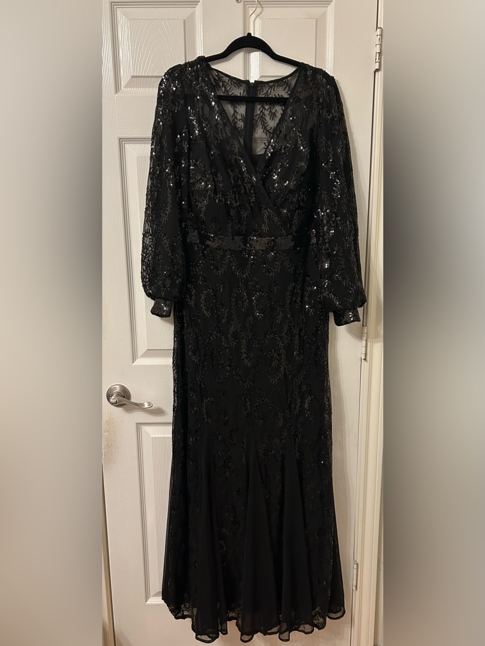 R&M Richards Black Sequin Long Sleeve V-Neck Evening Gown - Picture 4 of 13